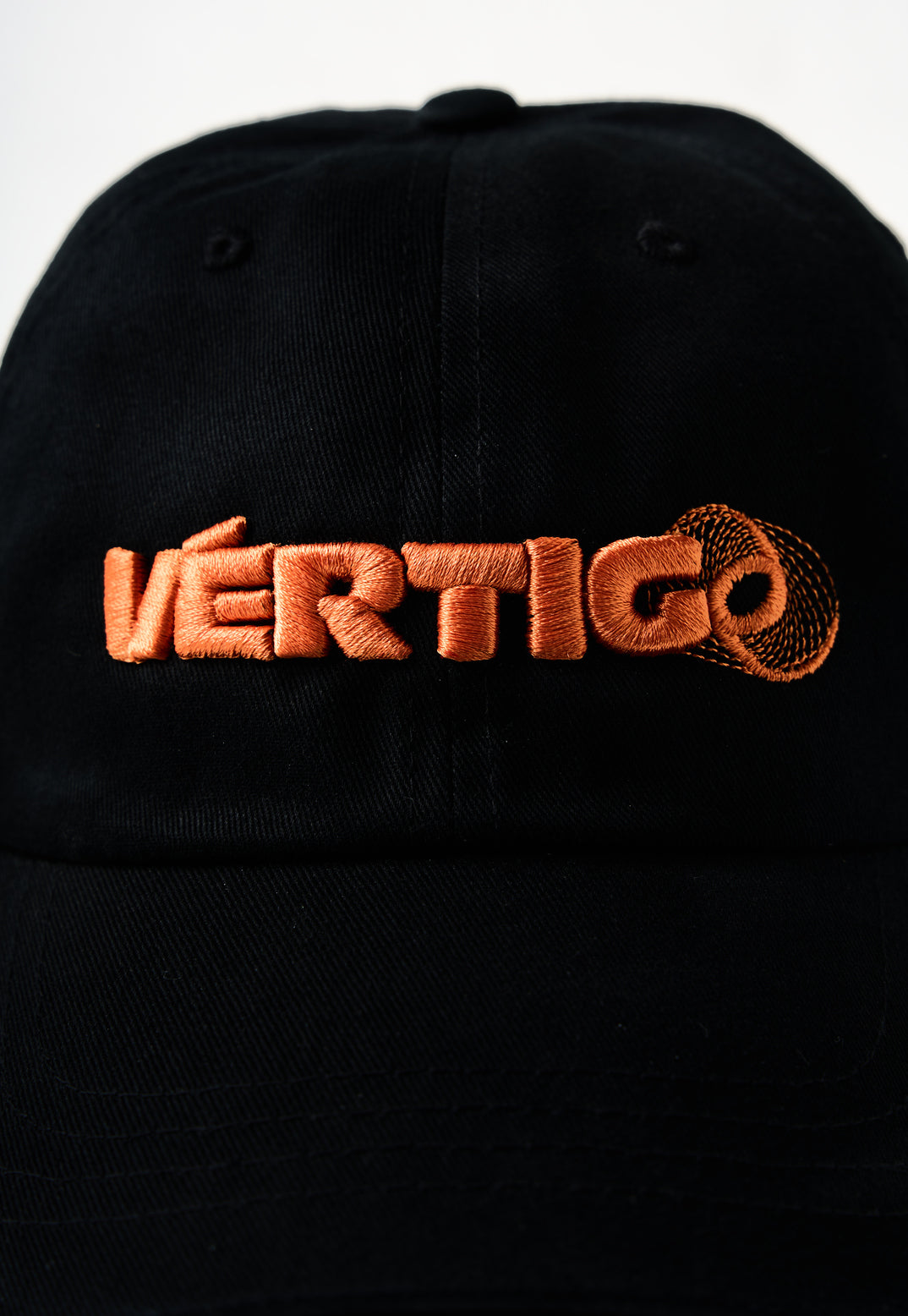 STRAPBACK HAT<br>Gorra Vértigo<br>Edición Limitada